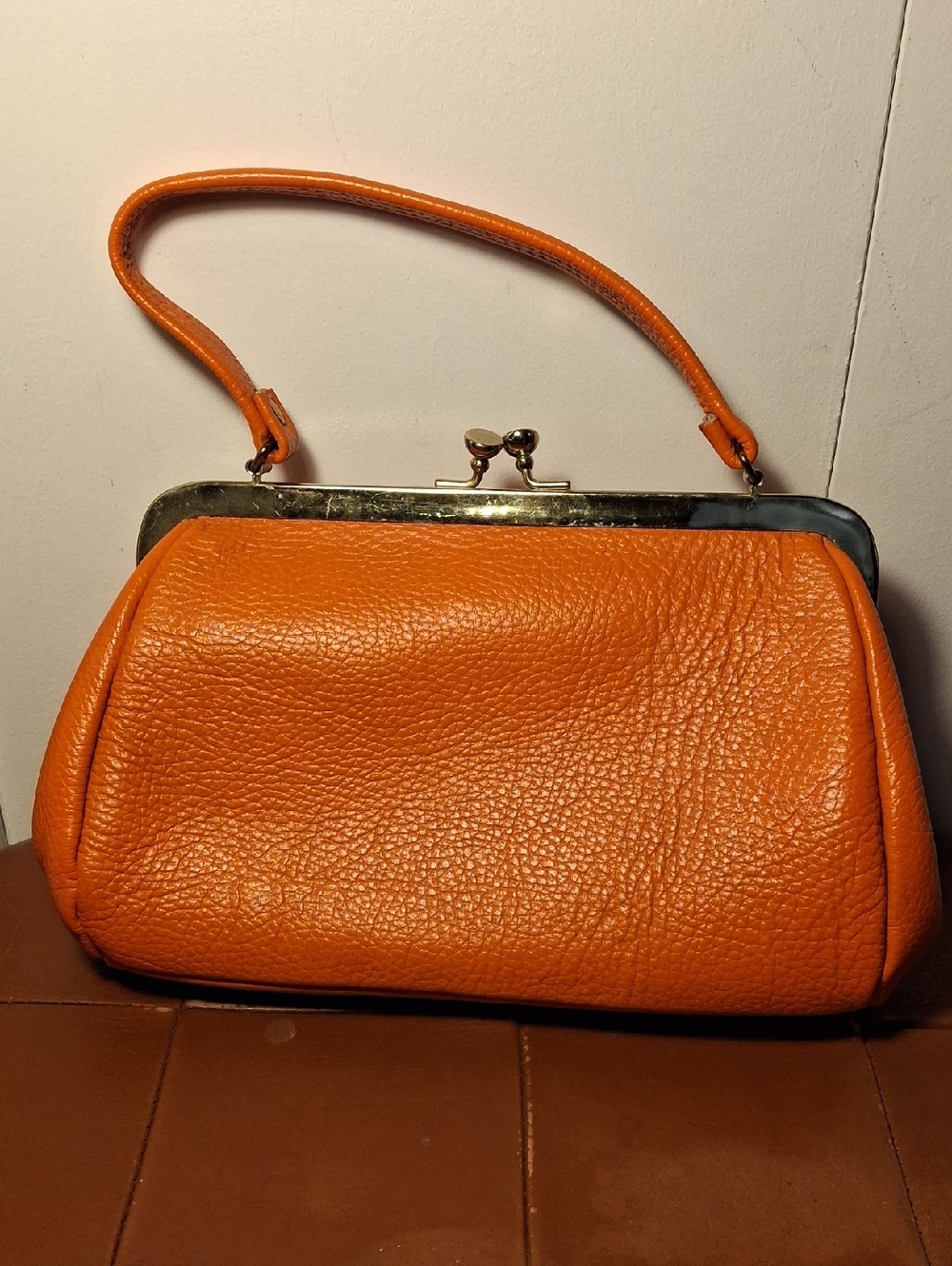 Vintage Orange Leather Top-Handle Frame Bag with Coin Pouch - Picture 3 of 9